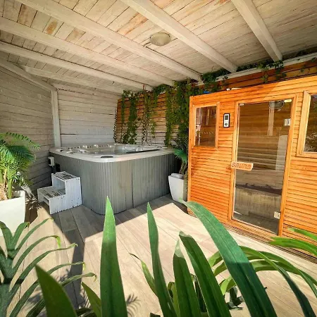 Starsbox Jacuzzi Privata E Piscina Vista Mare