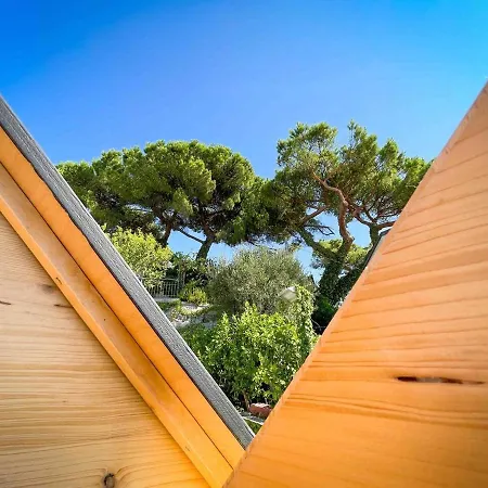 Luxury tent Starsbox Jacuzzi Privata E Piscina Vista Mare Celle Ligure