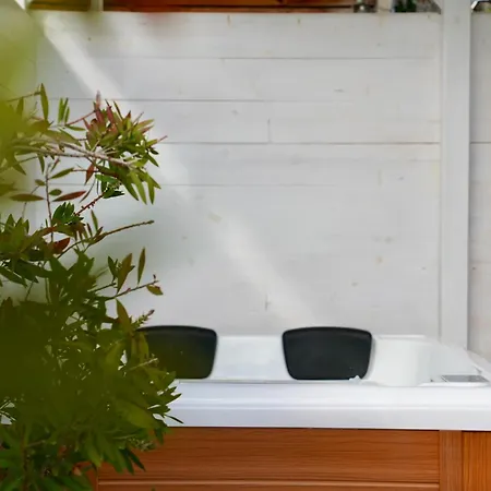 Starsbox Jacuzzi Privata E Piscina Vista Mare